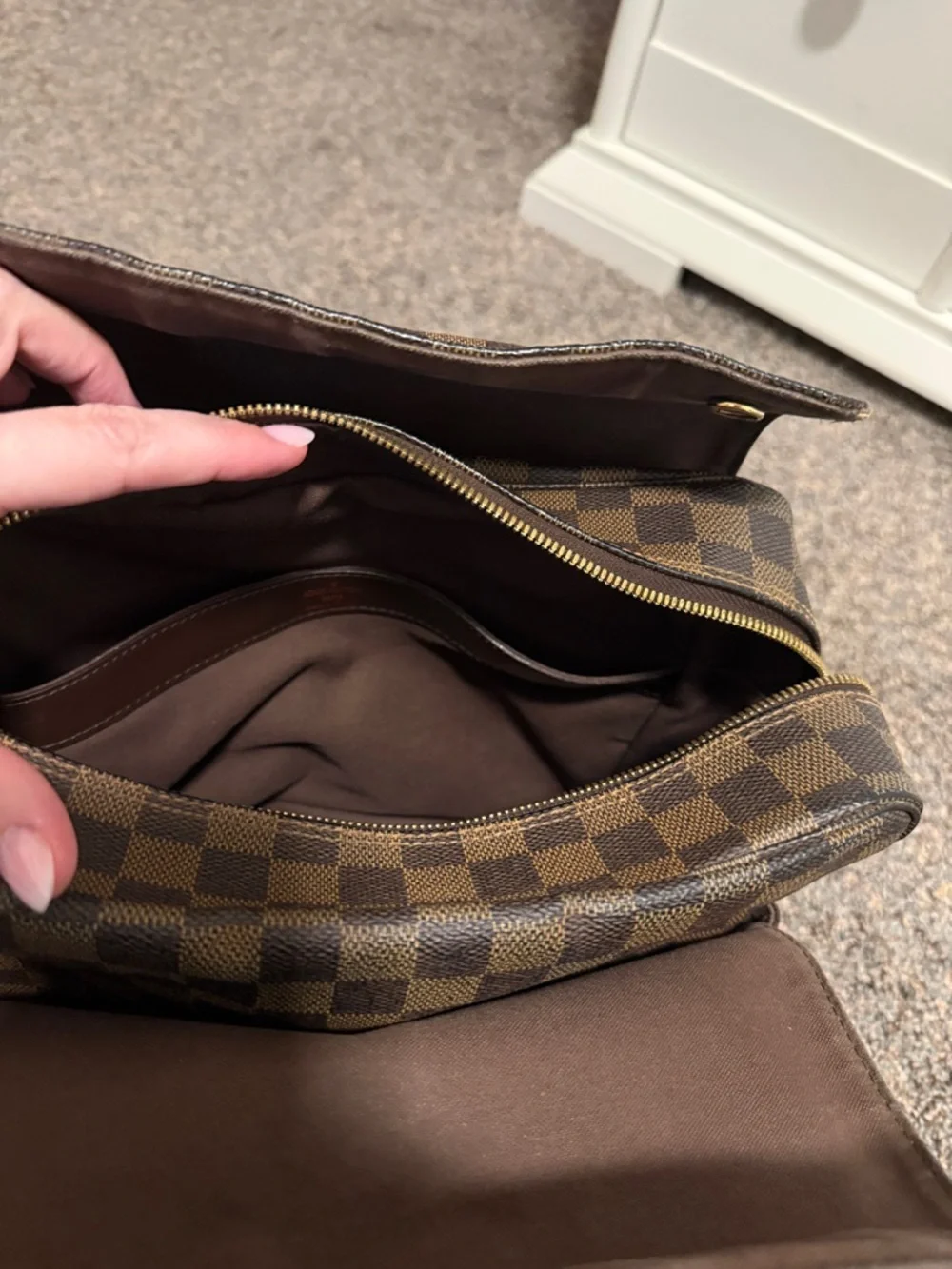 Louis Vuitton Brown Naviglio Damier Crossbody - Picture 4 of 8